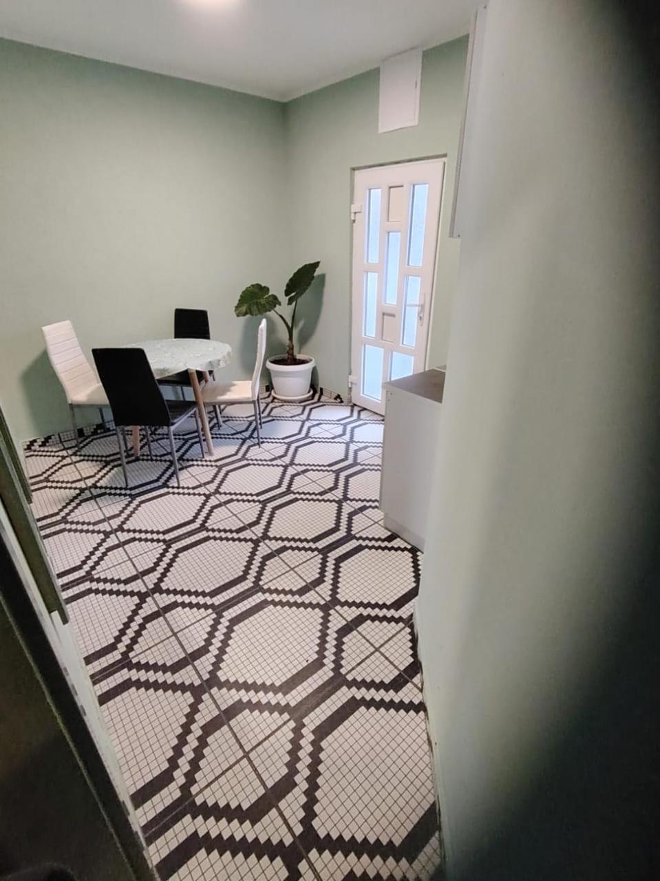 Gazdinstvo Tadic Pension Nikšić Buitenkant foto