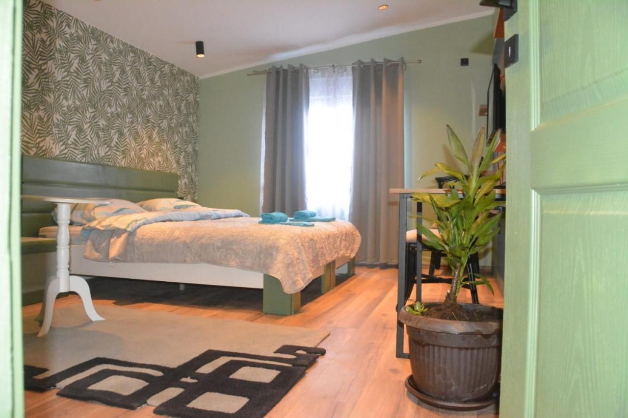Gazdinstvo Tadic Pension Nikšić Buitenkant foto